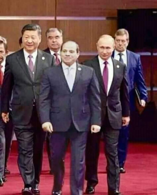 حقيقة صورة الرئيس السيسي مع زعماء العالم