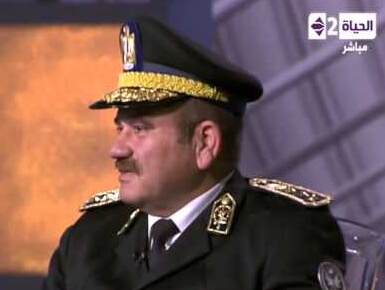 حقيقة فيديو غناء أكرم حسني بحضور حسني مبارك